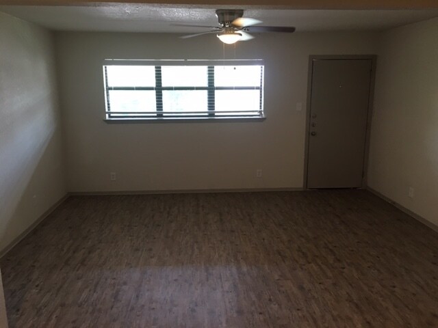 More Photos Of 4710 Munger Ave, Dallas Apartments For Sale