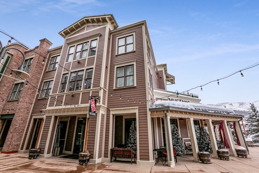 More Photos Of 890 Main St, Park City Apartments For Sale
