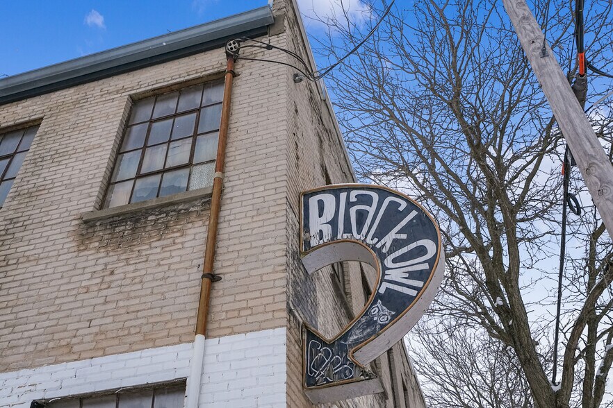 More Photos Of 424 Walbridge St, Kalamazoo Industrial For Sale