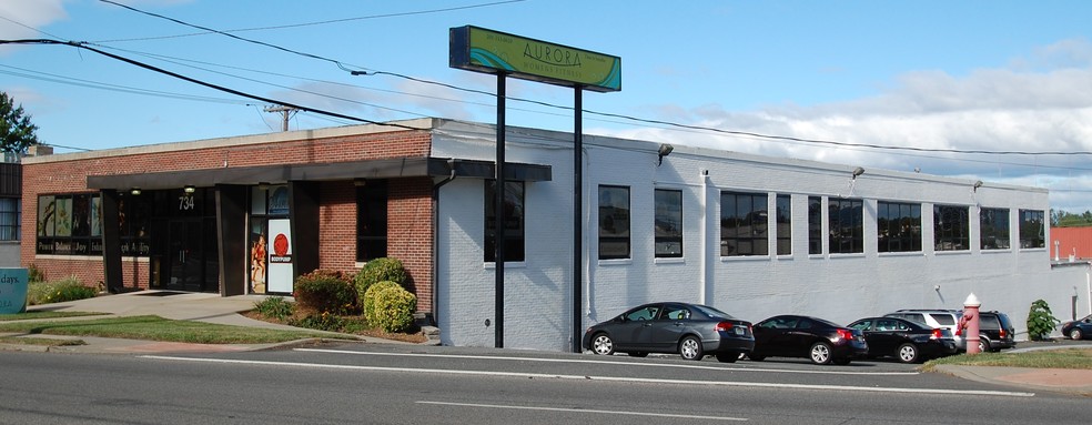 Primary Photo Of 734 Grand Ave, Ridgefield Warehouse For Lease