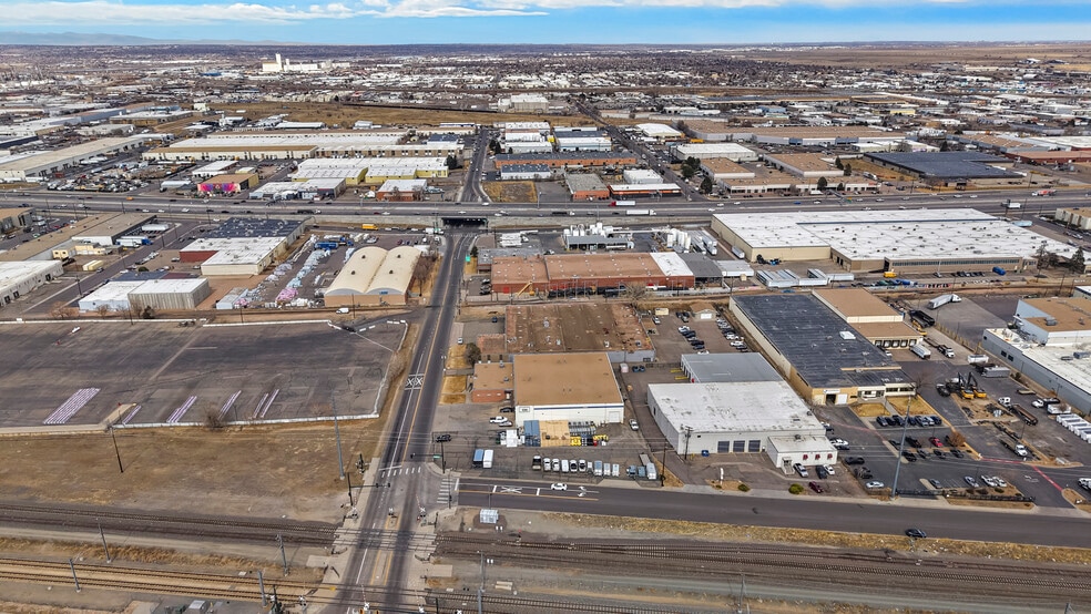 More Photos Of 5757 E 42nd Ave, Denver Warehouse For Lease