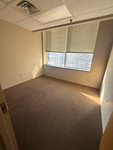 More Photos Of 208-210 Grant St, Pittsburgh Medical For Lease