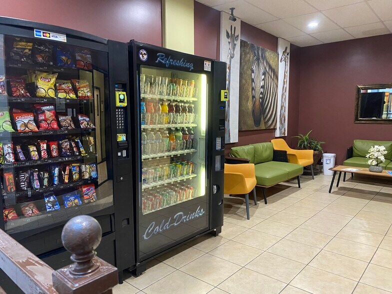 More Photos Of 2675-2677 Zoe Ave, Huntington Park Loft Creative Space For Lease