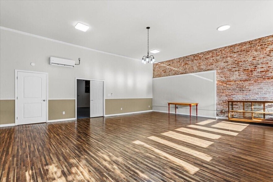 More Photos Of 14827 Main St, Alachua Storefront Retail Office For Sale