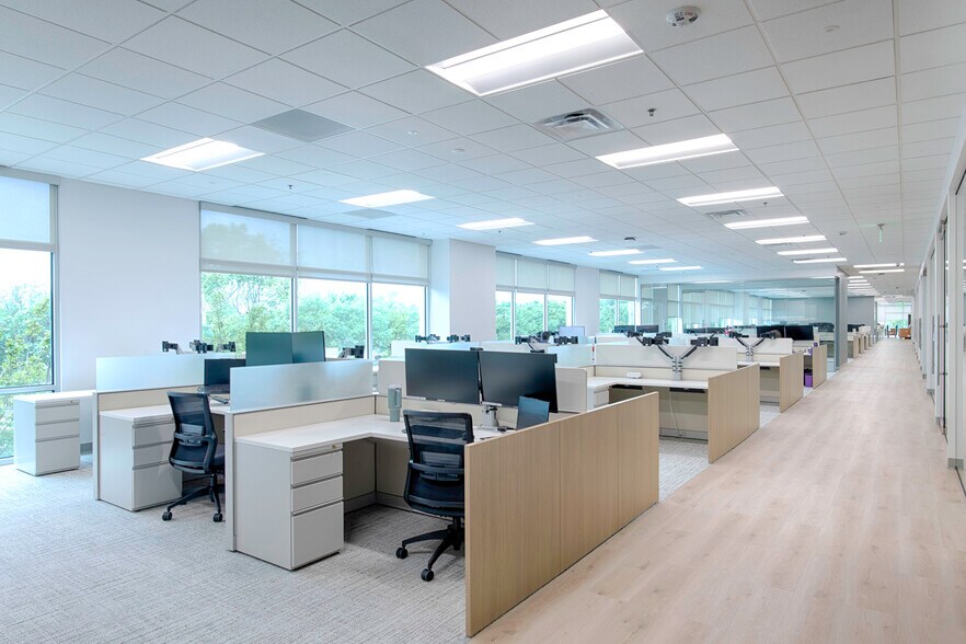 More Photos Of 1410 E Renner Rd, Richardson Office For Lease