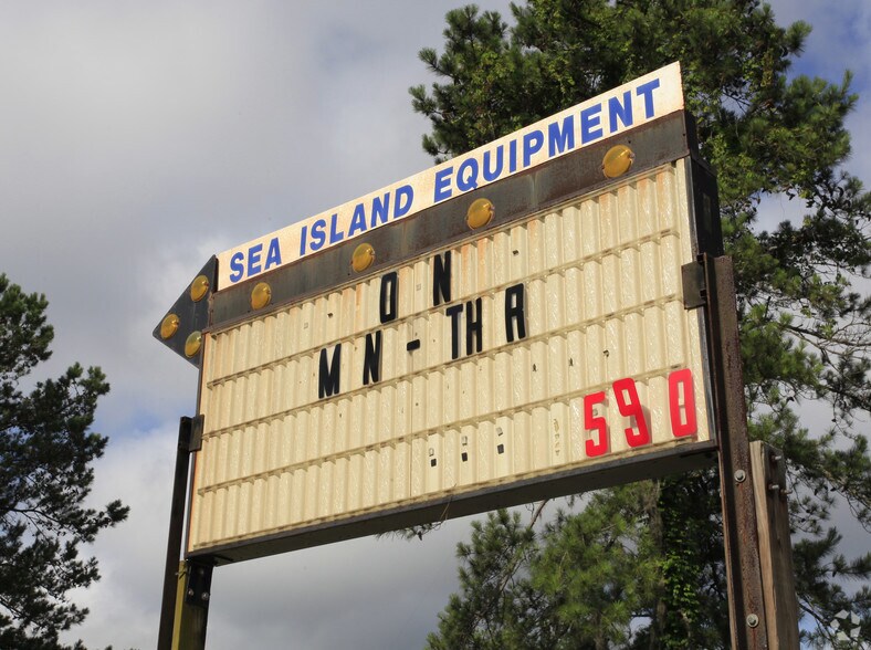 More Photos Of 4465 Savannah Hwy, Ravenel Industrial For Lease