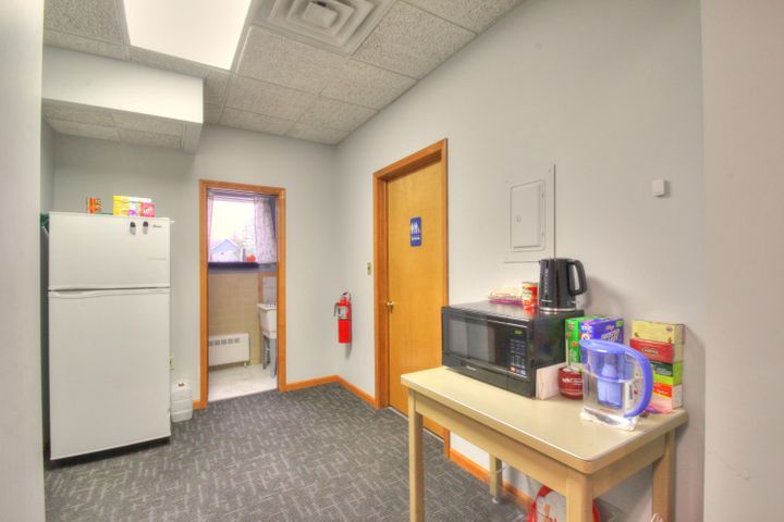 More Photos Of 6586 Center St, Unionville Bank For Sale