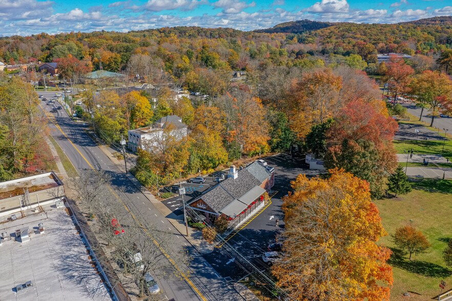 More Photos Of 445 E Main St, Mount Kisco Freestanding For Sale