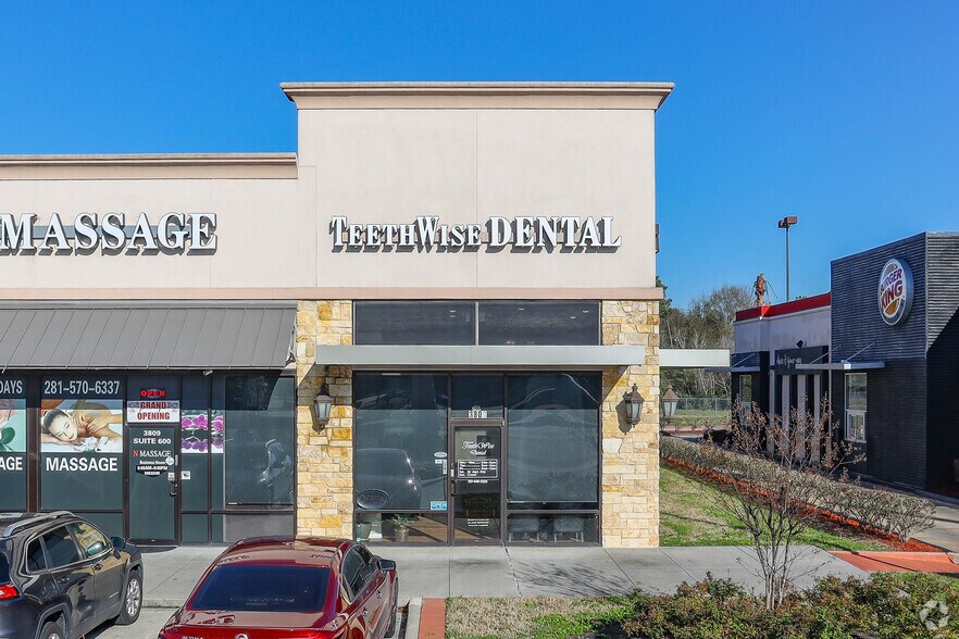 More Photos Of 3809 Atascocita Rd, Humble Storefront For Lease