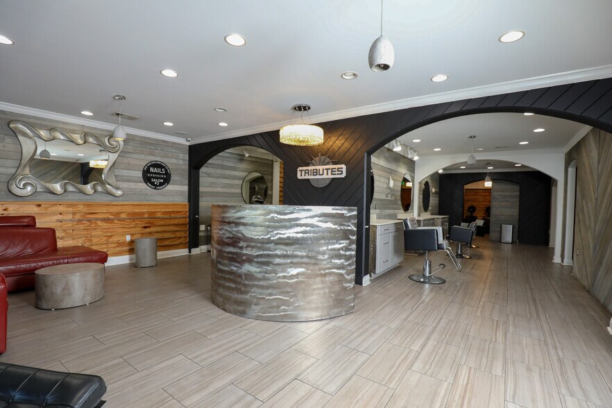 More Photos Of 3871 Gentilly Blvd, New Orleans Freestanding For Sale