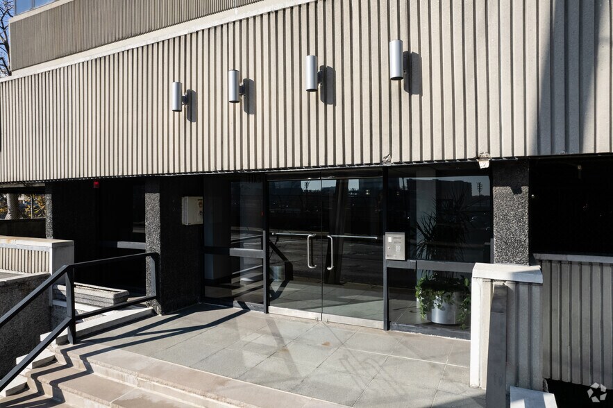 More Photos Of 2125 Center Ave, Fort Lee Office For Lease