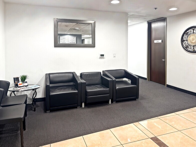 More Photos Of 2300 W Sahara Ave, Las Vegas Coworking Space