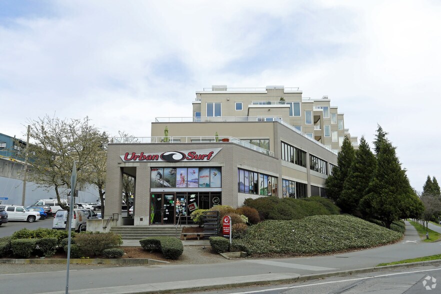 More Photos Of 3300 Meridian Ave N, Seattle Office Residential For Lease