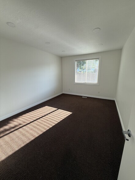 More Photos Of 568-574 E 1400 S, Orem Office For Lease