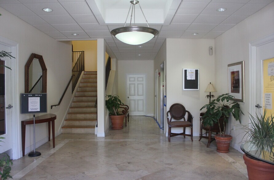 More Photos Of 215 Grand Blvd, Destin Office For Lease