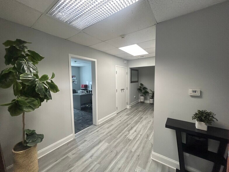 More Photos Of 900 Route 168, Turnersville Medical For Sale