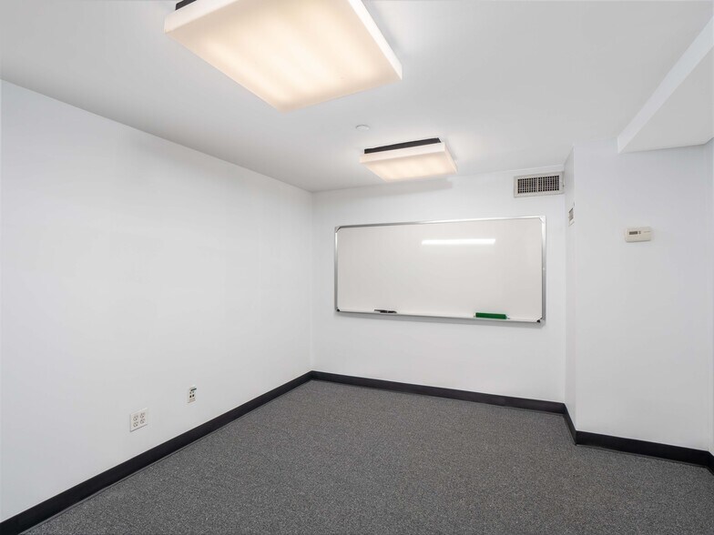 More Photos Of 62-66 W 11th St, New York Apartments For Lease