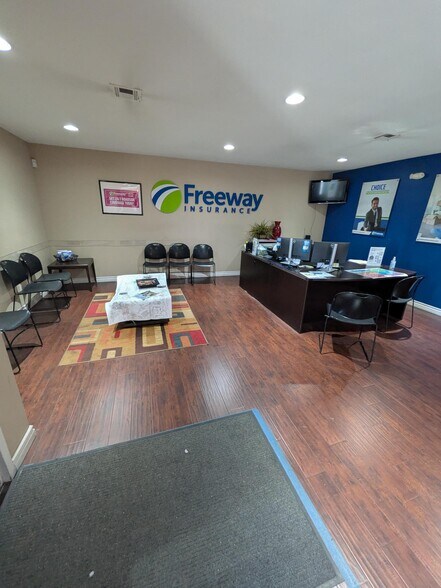 More Photos Of 1920 E Sahara Ave, Las Vegas Medical For Sale
