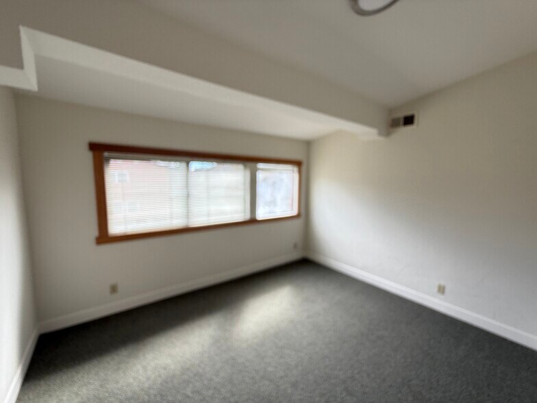 More Photos Of 2198 6th St, Berkeley Loft Creative Space For Lease