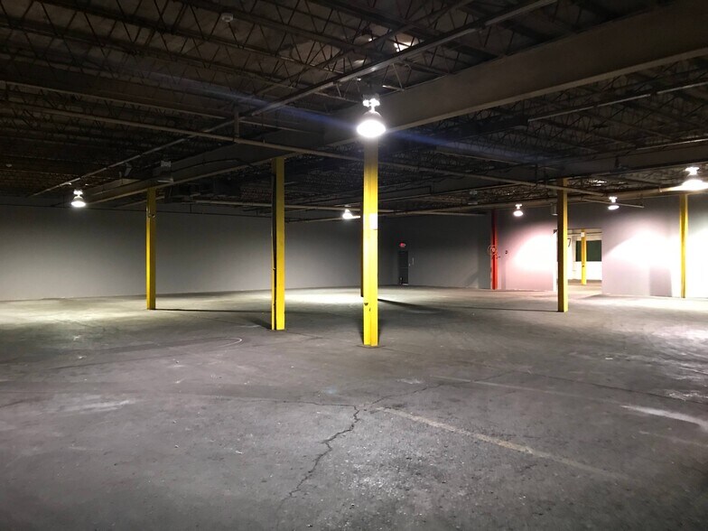 More Photos Of 50 Hilton St, Easton Warehouse For Lease