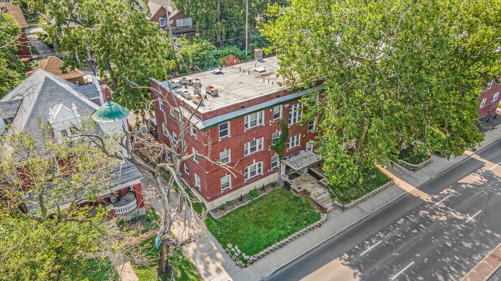 More Photos Of , Kansas City Multifamily For Sale