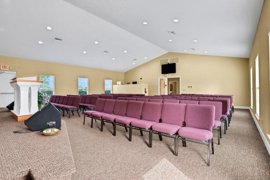 More Photos Of 1495 Herbert St, Port Orange Religious Facility For Sale