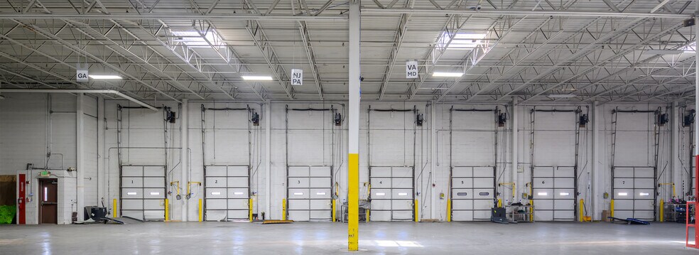 More Photos Of 7020 Columbia Gateway Dr, Columbia Light Distribution For Sale