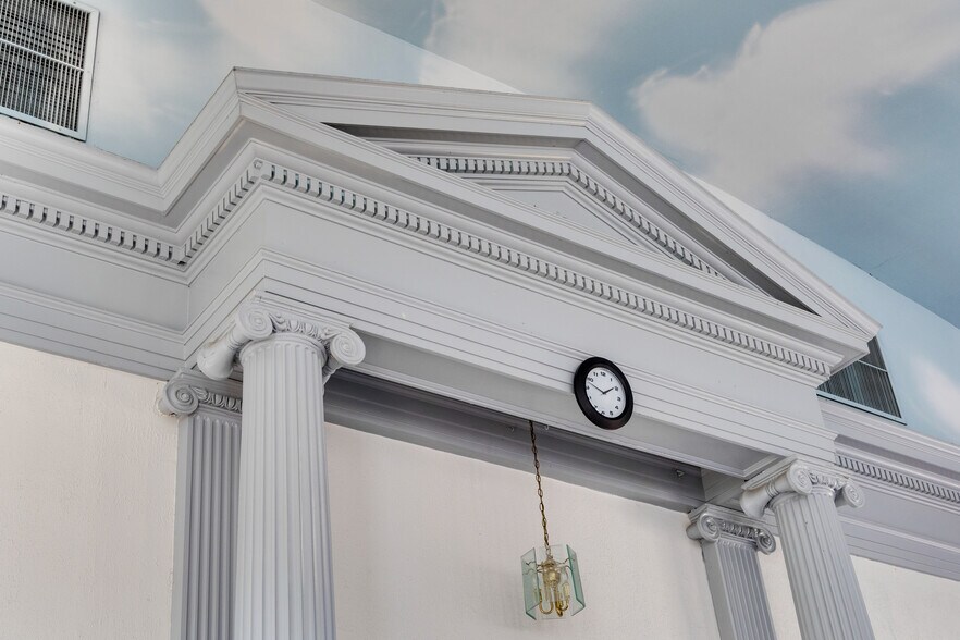 More Photos Of 520 N 25th St, Richmond Lodge Meeting Hall For Lease