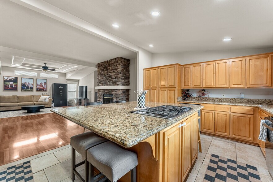 More Photos Of 3106 Golden Gate Dr, Napa Flex For Sale