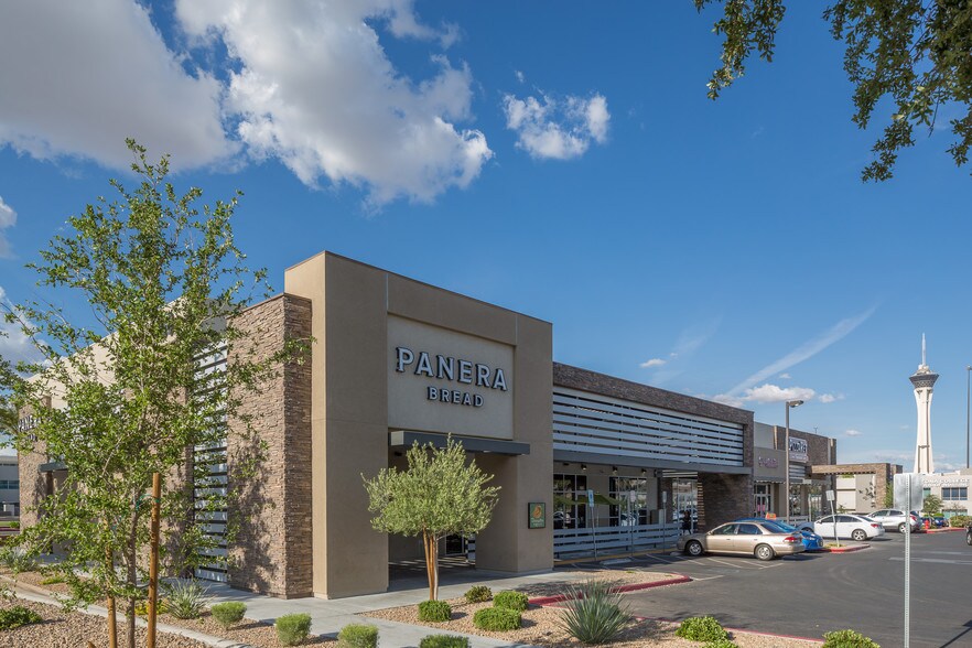 More Photos Of 2400 S Rancho Dr, Las Vegas Freestanding For Lease
