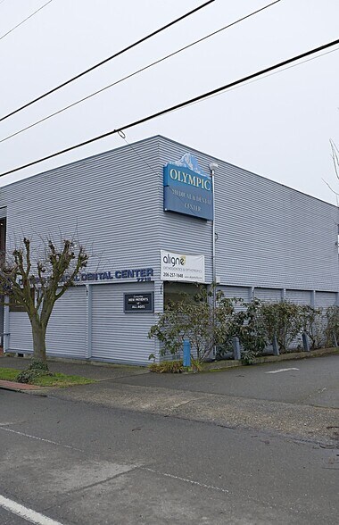 More Photos Of 7715 24th Ave NW, Seattle Office For Sale
