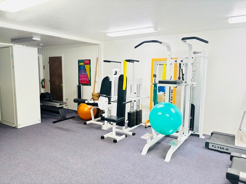 More Photos Of 571 Stanislaus Ave, Angels Camp Office For Sale