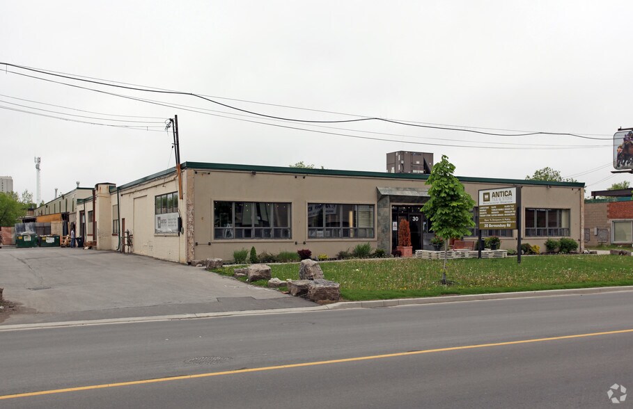Primary Photo Of 30 Bermondsey Rd, Toronto Warehouse For Lease