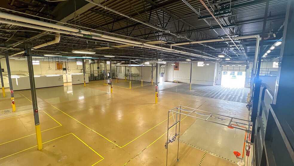 More Photos Of 1797 Boxelder St, Louisville Manufacturing For Lease