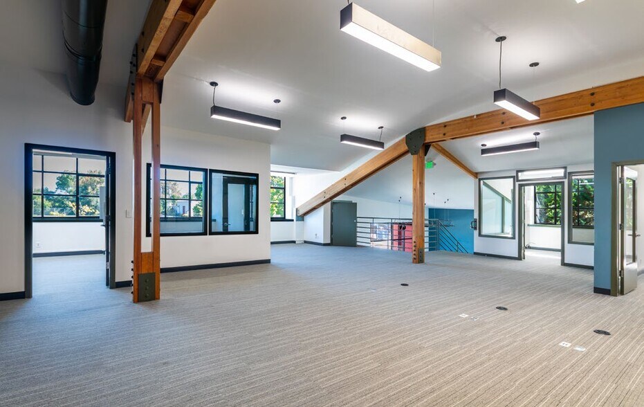 More Photos Of 1200 5th St, Berkeley Light Manufacturing For Sale