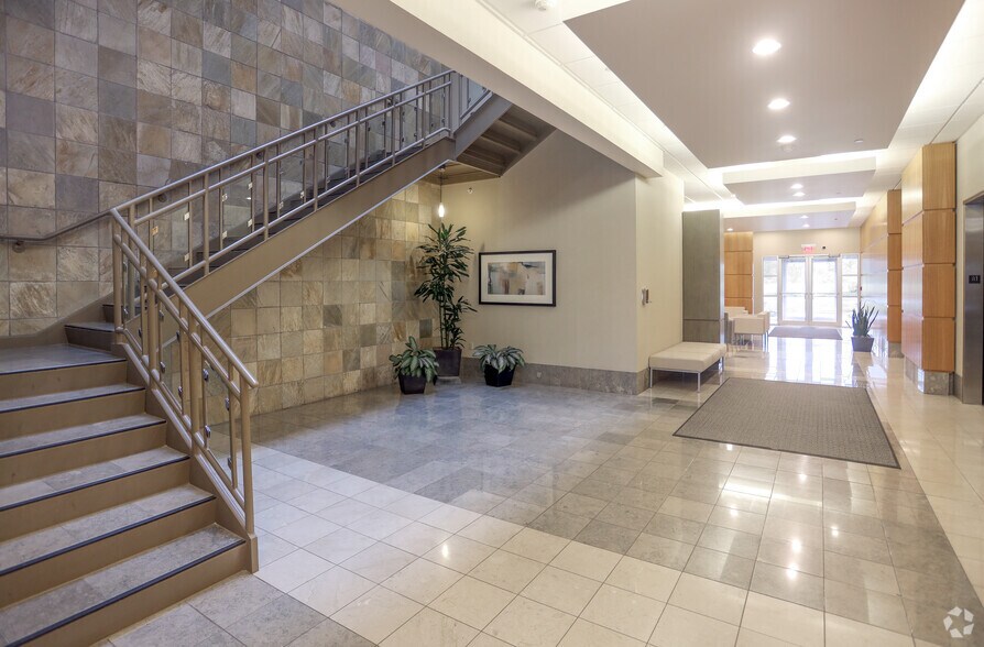 More Photos Of 7820 Innovation Blvd, Indianapolis Office For Lease