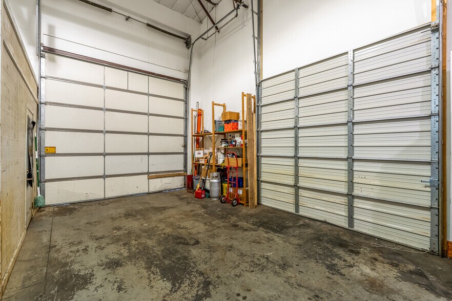 More Photos Of 36 Bisbee Ct, Santa Fe Warehouse For Sale