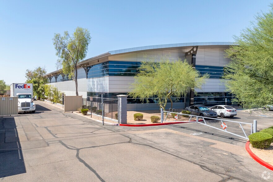 More Photos Of 3167 W Armstrong Pl, Chandler Warehouse For Lease