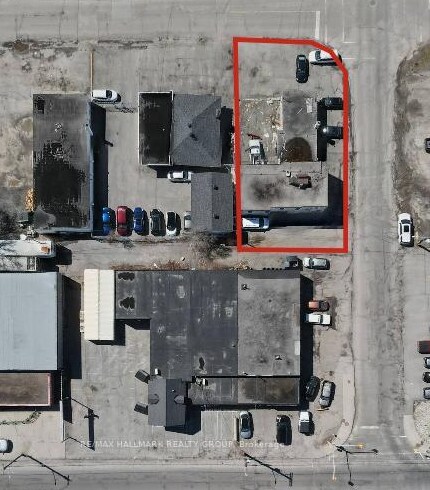 More Photos Of 1700 Doheny St, Ottawa Auto Repair For Sale