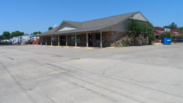More Photos Of 1650 S Main St, Mcalester Freestanding For Sale