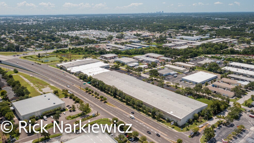 More Photos Of 6750 N Bryan Dairy Rd, Seminole Distribution For Lease