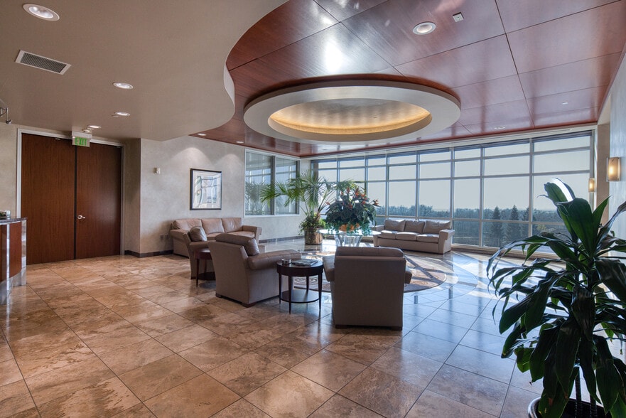 More Photos Of 10100 Trinity Pky, Stockton Office For Sale