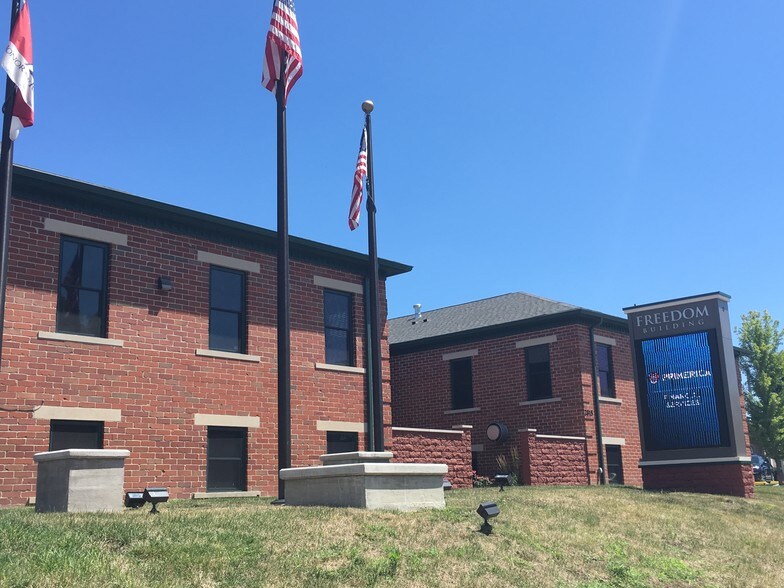 More Photos Of 2815 Old Jacksonville Rd, Springfield Office For Lease