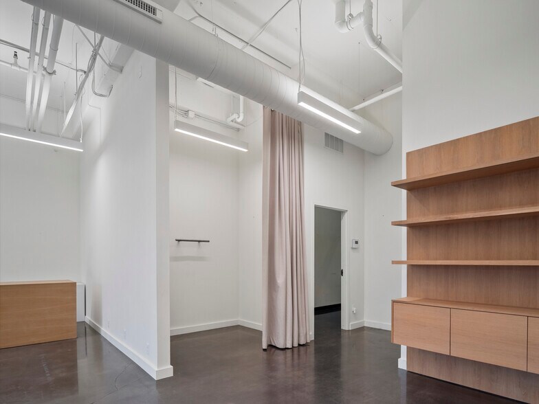 More Photos Of 1 NE 2nd St, Oklahoma City Loft Creative Space For Lease