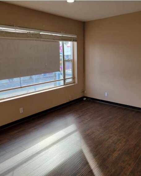 More Photos Of 5255 W Sunset Blvd, Los Angeles Medical For Lease