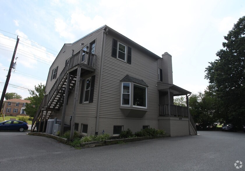 More Photos Of 6509 Democracy Blvd, Bethesda Medical For Lease