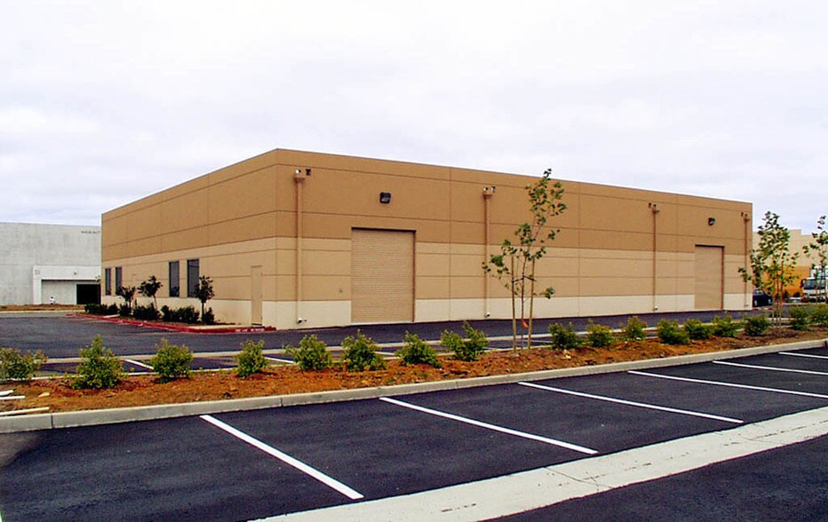 More Photos Of 18430 Technology Dr, Morgan Hill Warehouse For Lease