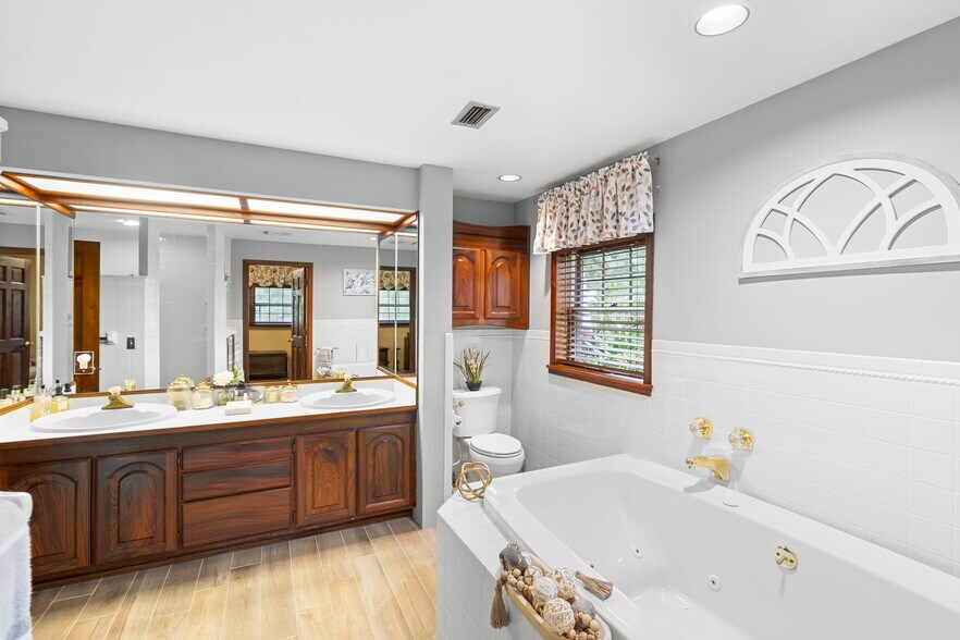 More Photos Of 1056 Reynolds Rd, De Leon Springs Specialty For Sale