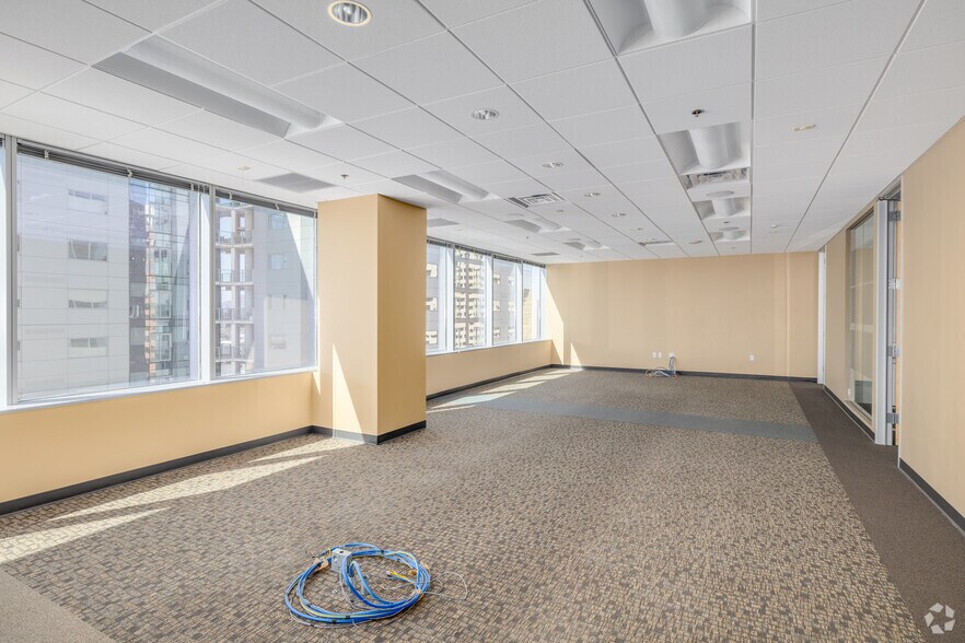 More Photos Of 1 E Washington St, Phoenix Office For Lease