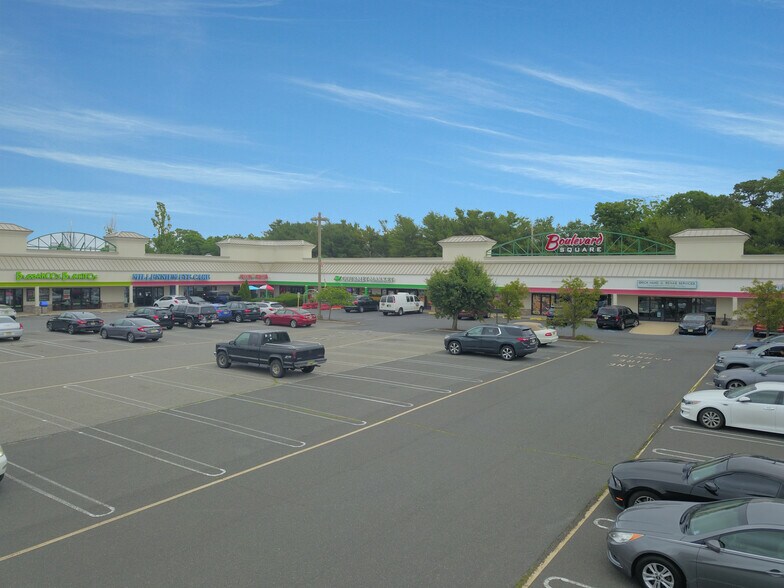 Primary Photo Of 515 Brick Blvd, Brick Storefront For Lease